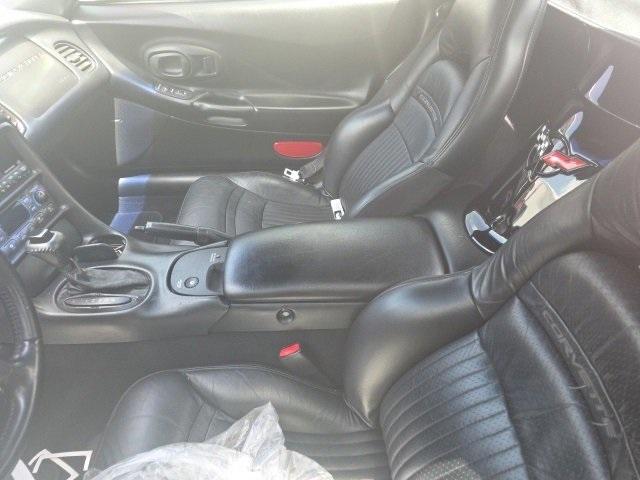 2001 Chevrolet Corvette Vehicle Photo in ENGLEWOOD, CO 80113-6708