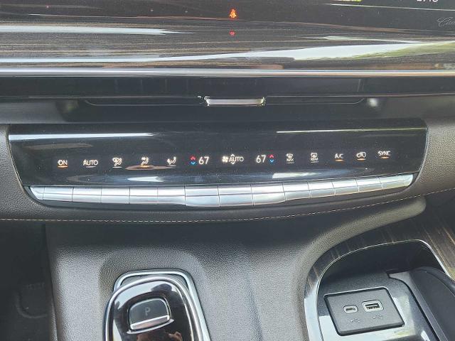 2022 Cadillac Escalade Vehicle Photo in Grapevine, TX 76051