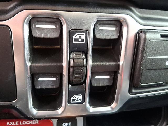 2022 Jeep Gladiator Vehicle Photo in HARRISBURG, PA 17111-1033