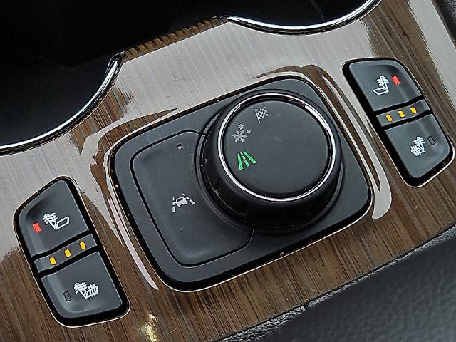 2023 GMC Acadia Vehicle Photo in TREVOSE, PA 19053-4984