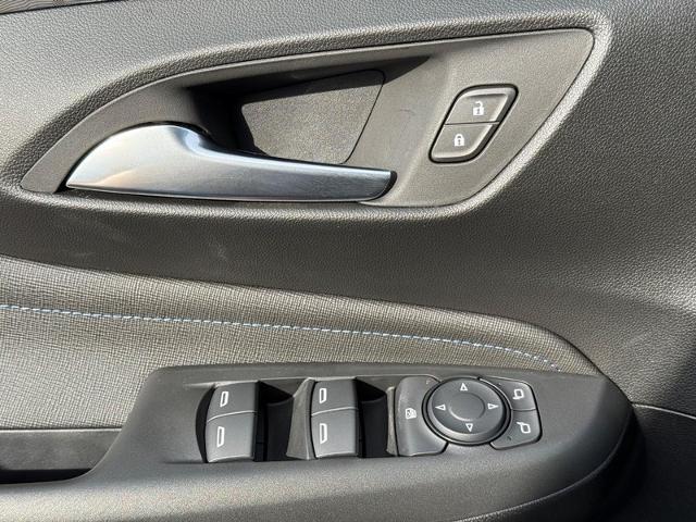 2025 Buick Envista Vehicle Photo in COLUMBIA, MO 65203-3903