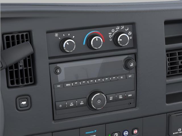2025 GMC Savana Cutaway 3500 Vehicle Photo in MANITOWOC, WI 54220-5838