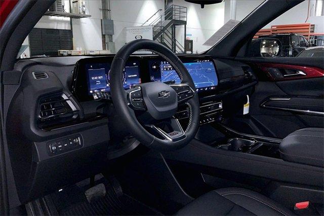 2025 Chevrolet Traverse Vehicle Photo in KANSAS CITY, MO 64114-4502