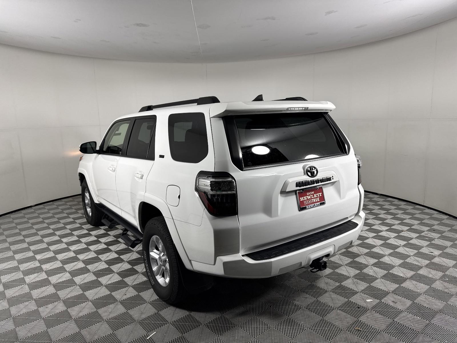 2021 Toyota 4Runner Vehicle Photo in GEORGETOWN, TX 78626-7508
