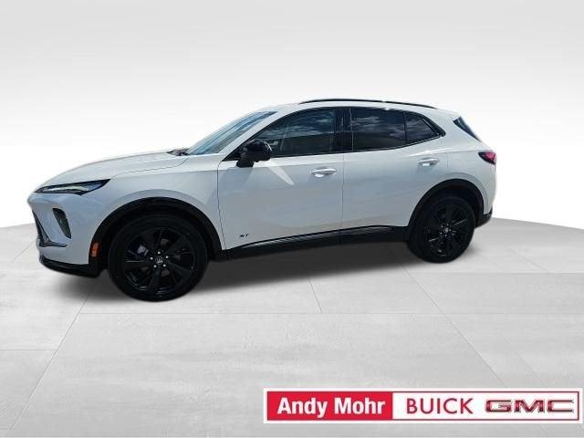 2025 Buick Envision Vehicle Photo in Fishers, IN 46038