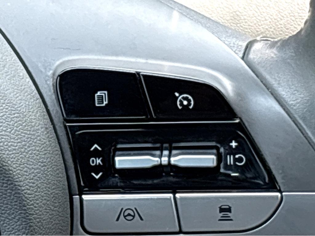 2023 Hyundai ELANTRA Vehicle Photo in POOLER, GA 31322-3252