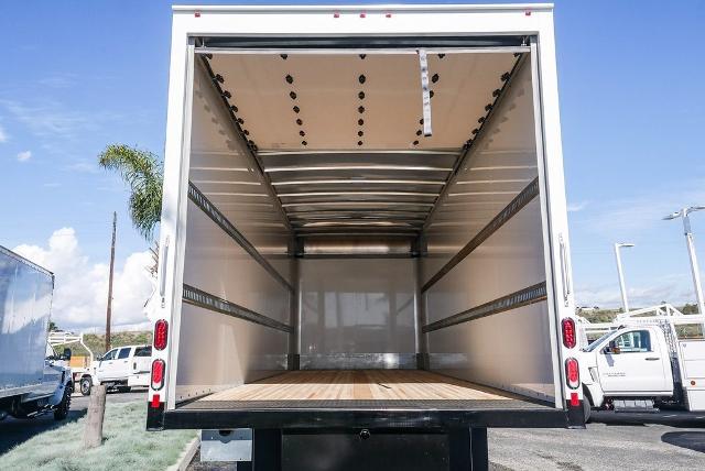 2024 Chevrolet 7500 XD LCF Diesel Vehicle Photo in VENTURA, CA 93003-8585