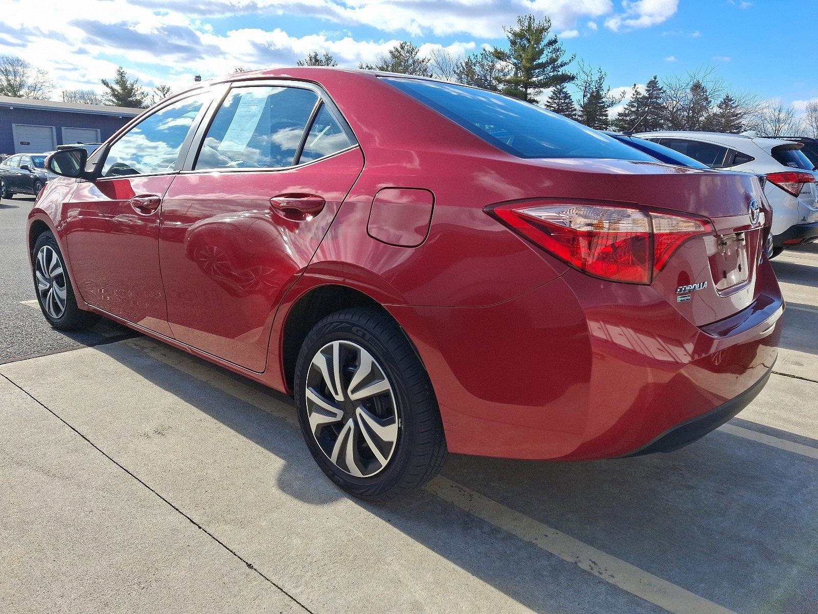 2018 Toyota Corolla Vehicle Photo in BETHLEHEM, PA 18017