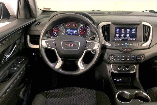 2024 GMC Terrain Vehicle Photo in KANSAS CITY, MO 64114-4502