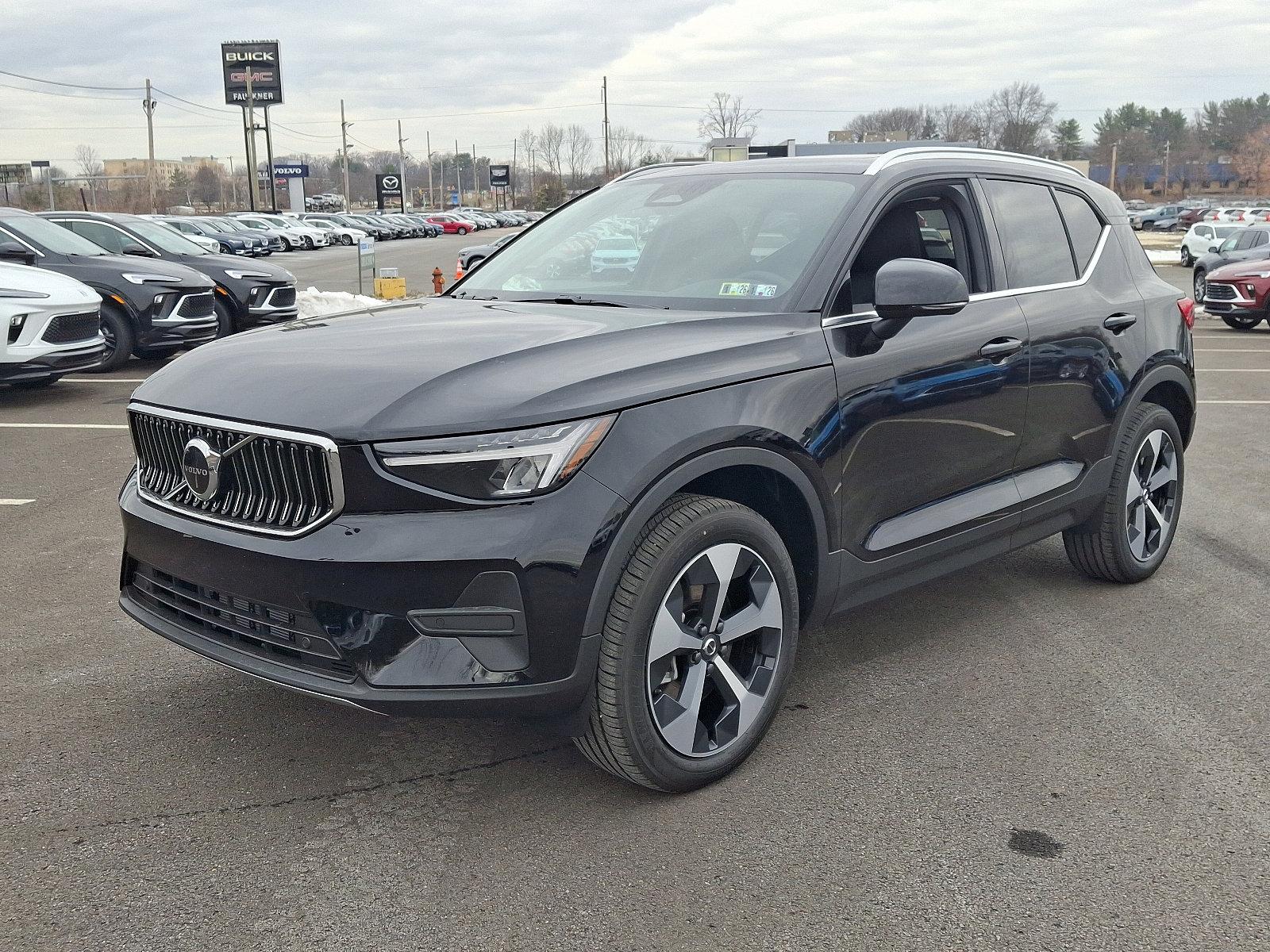 2025 Volvo XC40 Vehicle Photo in Trevose, PA 19053