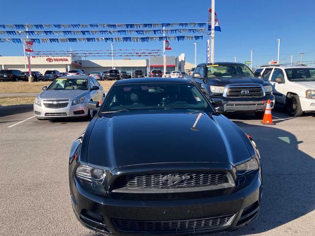 Used 2013 Ford Mustang V6 with VIN 1ZVBP8AM7D5246568 for sale in Hopkinsville, KY