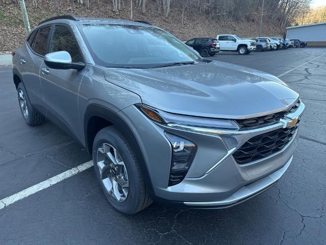 2025 Chevrolet Trax Vehicle Photo in MARION, NC 28752-6372