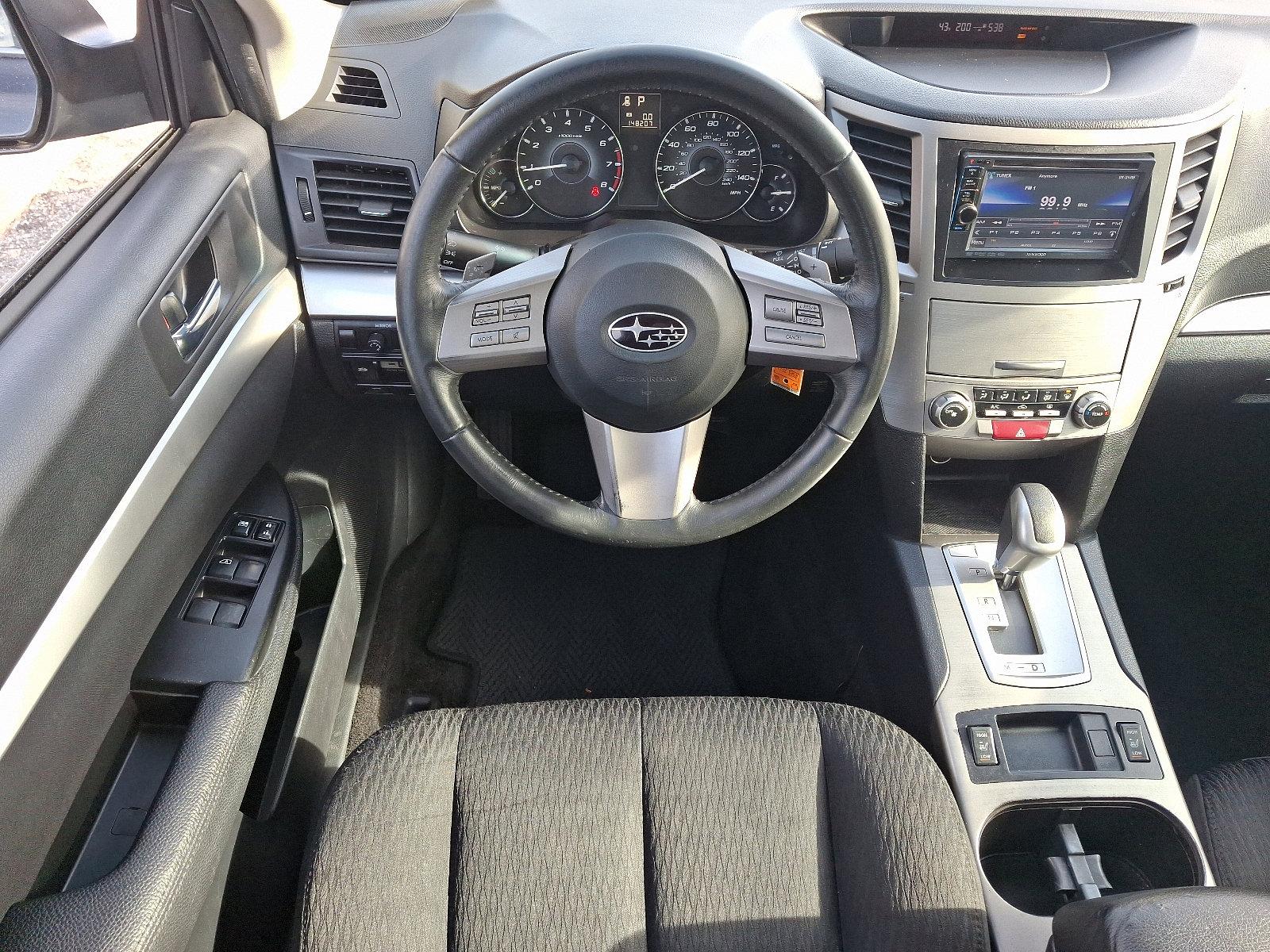 2010 Subaru Legacy Vehicle Photo in BETHLEHEM, PA 18017-9401