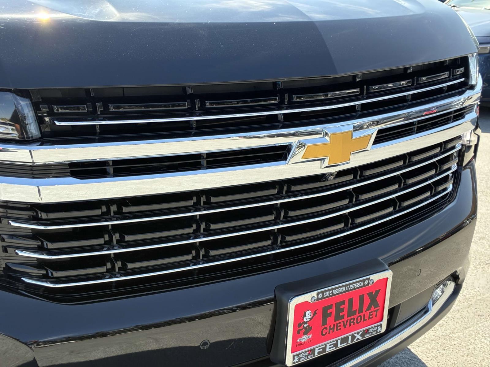2023 Chevrolet Suburban Vehicle Photo in LOS ANGELES, CA 90007-3794