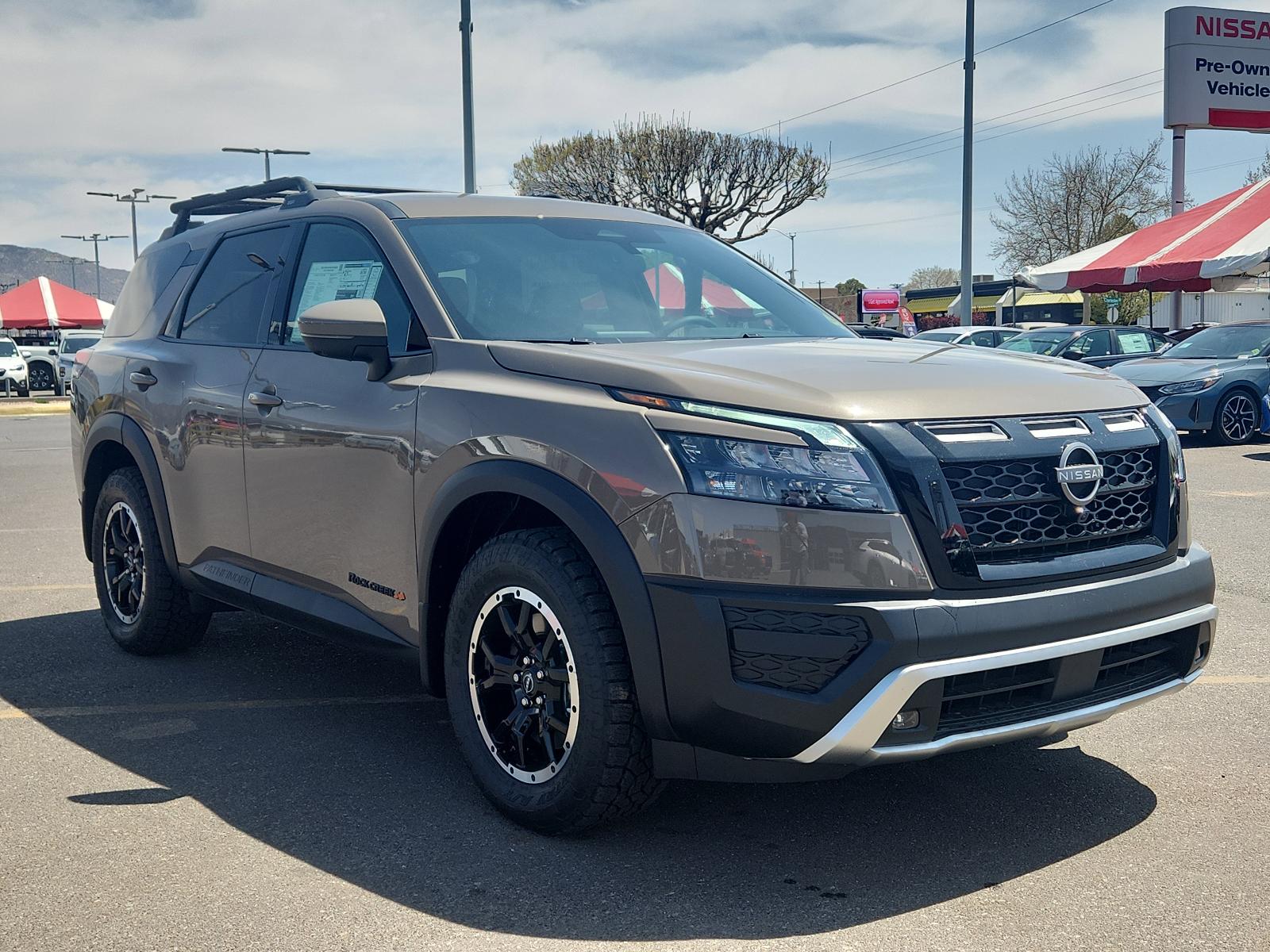 2025 Nissan Pathfinder Vehicle Photo in Albuquerque, NM 87110