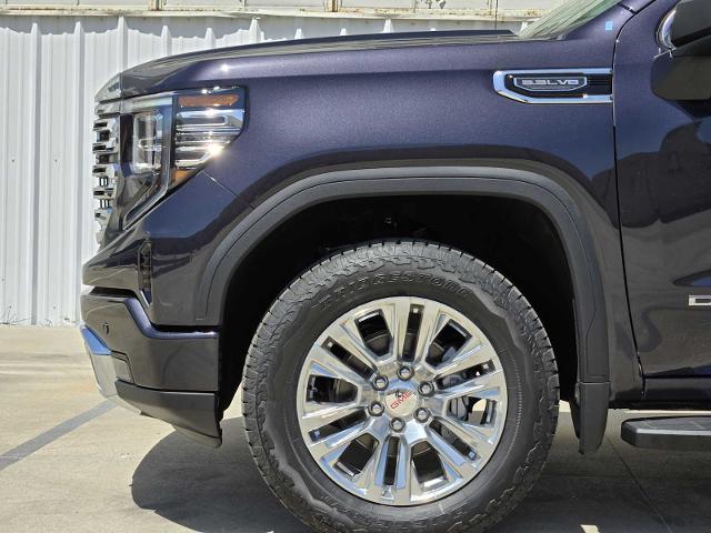 2025 GMC Sierra 1500 Vehicle Photo in DALLAS, TX 75209-3016