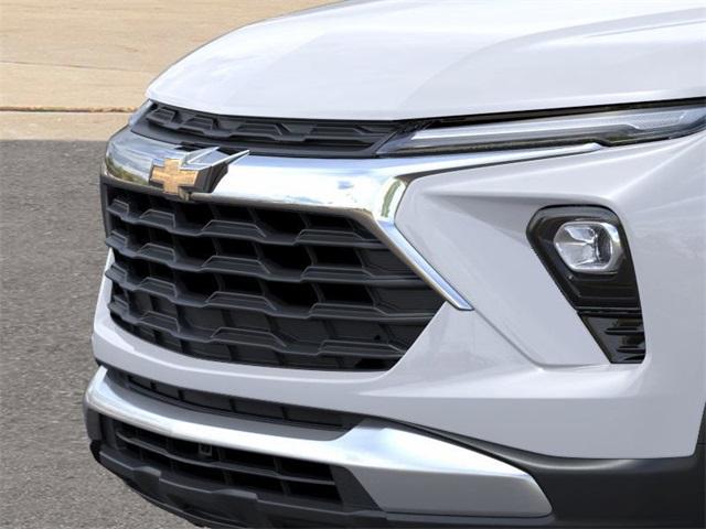 2025 Chevrolet Trailblazer Vehicle Photo in ENGLEWOOD, CO 80113-6708