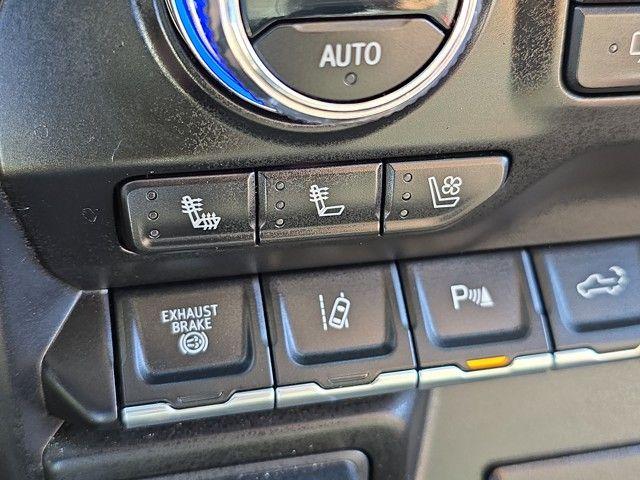 2023 GMC Sierra 3500HD Vehicle Photo in Pleasant Hills, PA 15236