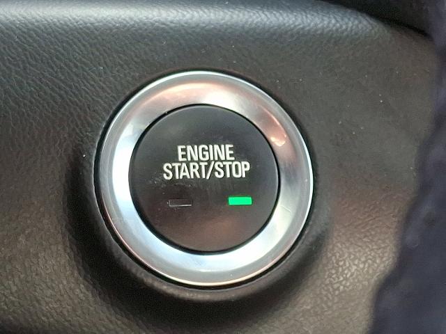 2021 GMC Terrain Vehicle Photo in TREVOSE, PA 19053-4984