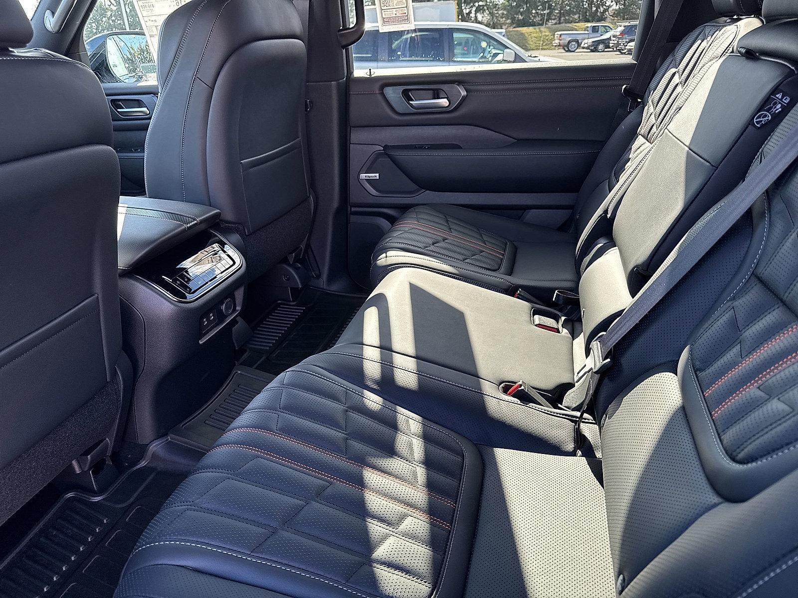 2025 Nissan Armada Vehicle Photo in Mechanicsburg, PA 17050-2306