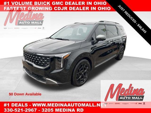2025 Kia Carnival Vehicle Photo in MEDINA, OH 44256-9631