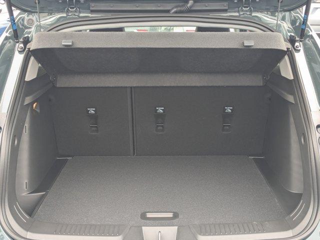 2025 Chevrolet Trax Vehicle Photo in BRUNSWICK, GA 31525-1881