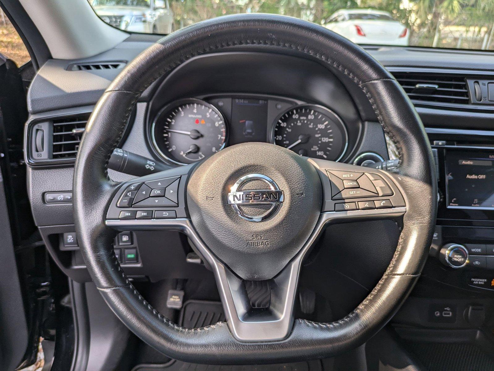 2018 Nissan Rogue Vehicle Photo in Tampa, FL 33614
