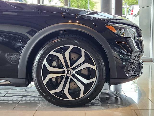 2025 Mercedes-Benz E-Class Vehicle Photo in HOUSTON, TX 77079