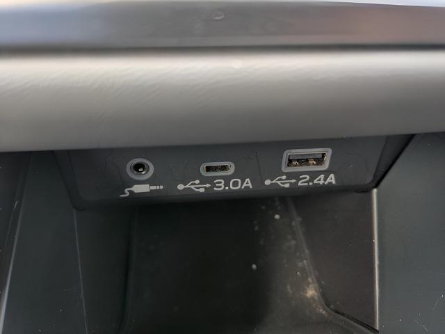 2024 Subaru Outback Vehicle Photo in Green Bay, WI 54304