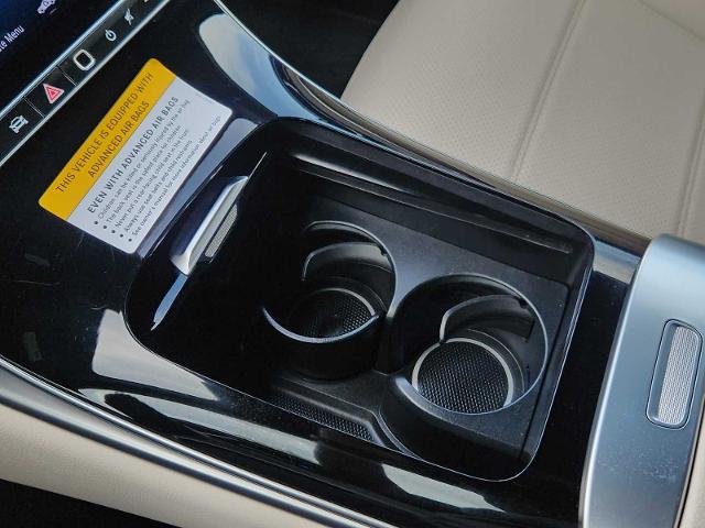 2025 Mercedes-Benz GLC Vehicle Photo in HOUSTON, TX 77079