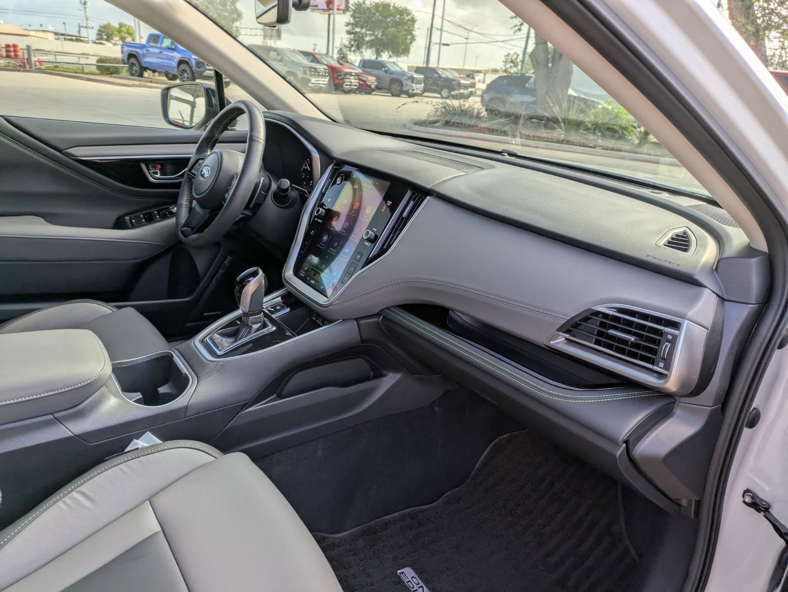2025 Subaru Outback Vehicle Photo in SELMA, TX 78154-1460