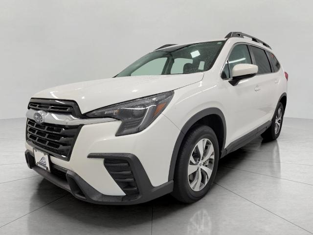 2024 Subaru Ascent Vehicle Photo in Green Bay, WI 54304
