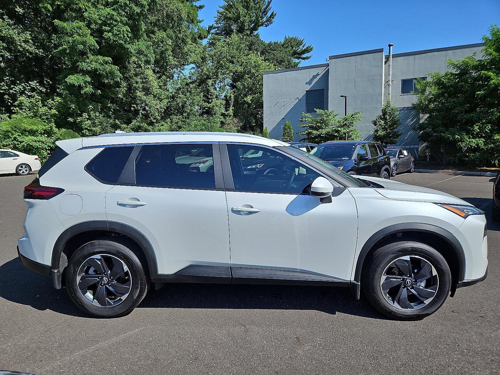 2024 Nissan Rogue Vehicle Photo in Jenkintown, PA 19046
