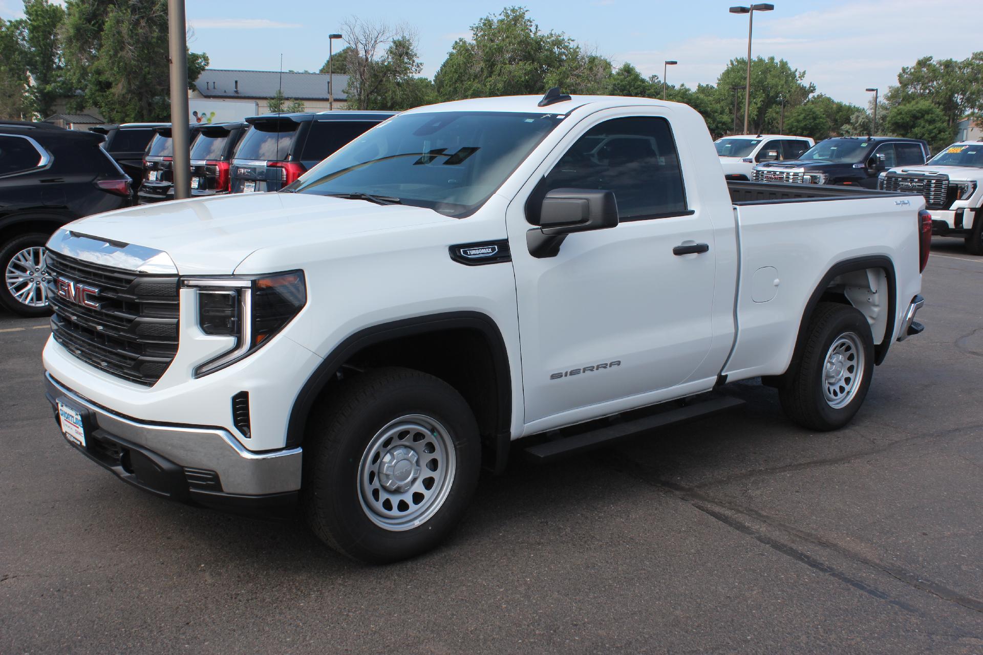 2025 GMC Sierra 1500 Vehicle Photo in AURORA, CO 80012-4011