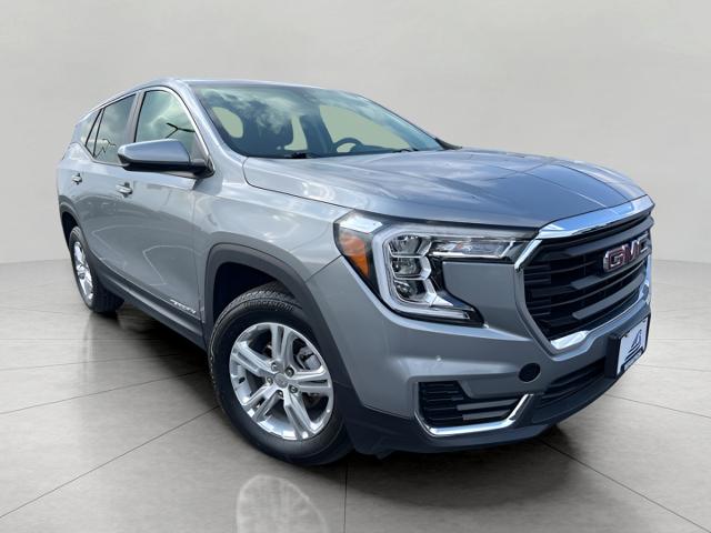 2024 GMC Terrain Vehicle Photo in GREEN BAY, WI 54304-5303