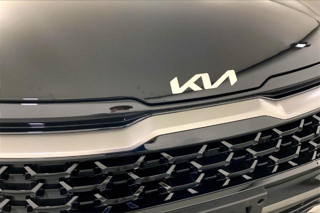 2023 Kia Sportage Vehicle Photo in Lees Summit, MO 64086