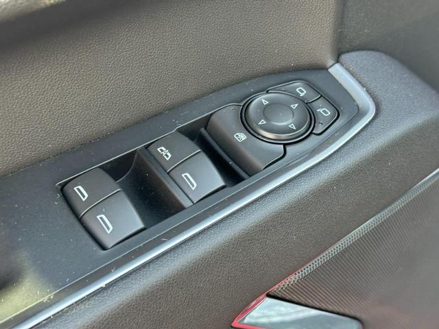 2025 GMC Sierra 1500 Vehicle Photo in COLUMBIA, MO 65203-3903