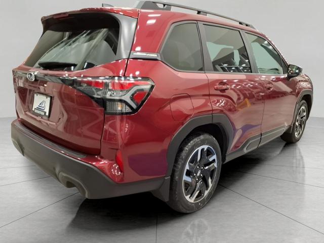 2025 Subaru Forester Vehicle Photo in Green Bay, WI 54304
