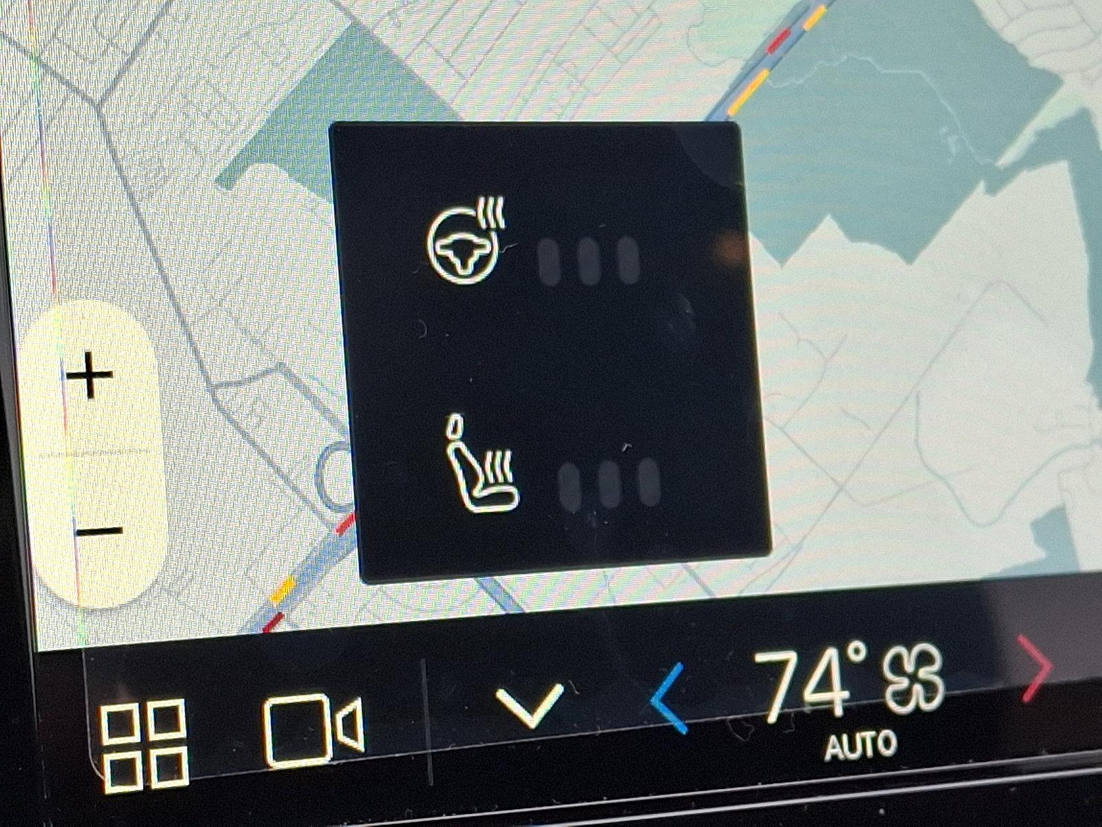 2025 Volvo XC40 Vehicle Photo in Trevose, PA 19053
