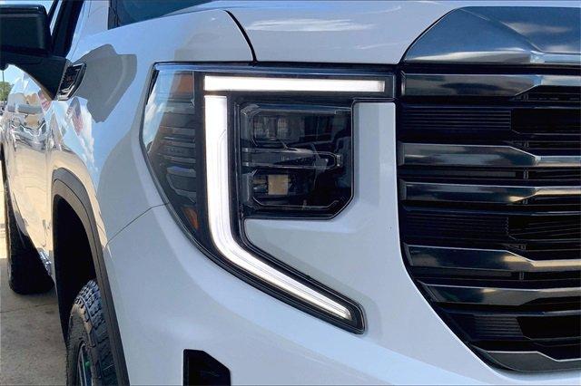 2023 GMC Sierra 1500 Vehicle Photo in TOPEKA, KS 66609-0000