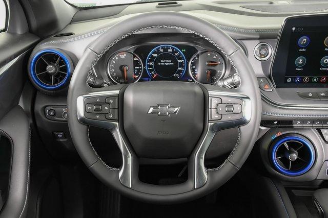 2025 Chevrolet Blazer Vehicle Photo in PUYALLUP, WA 98371-4149