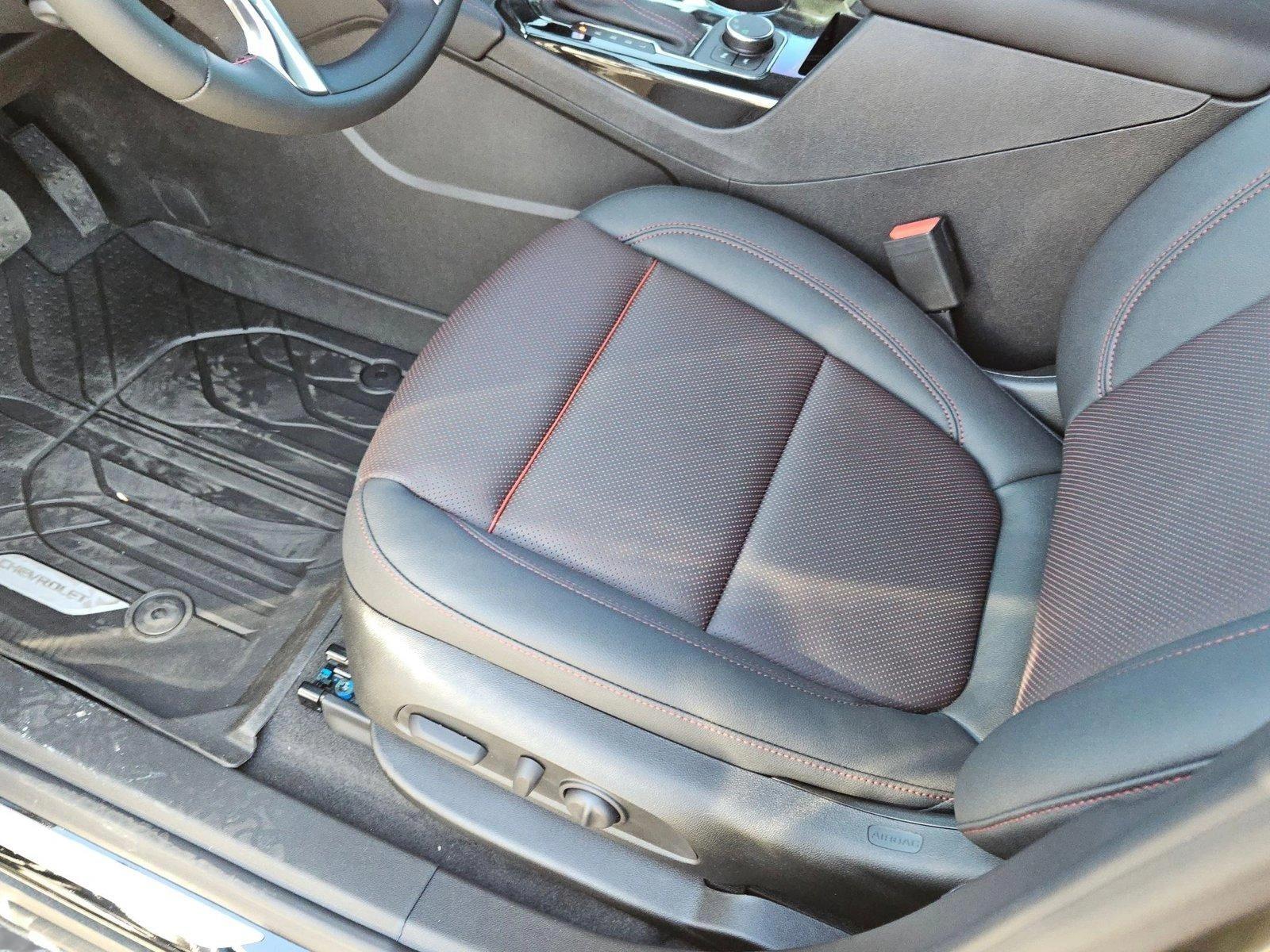 2025 Chevrolet Blazer Vehicle Photo in MESA, AZ 85206-4395