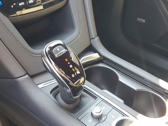 2024 Cadillac XT6 Vehicle Photo in POMPANO BEACH, FL 33064-7091