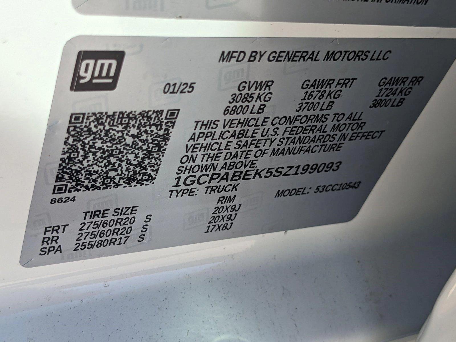2025 Chevrolet Silverado 1500 Vehicle Photo in MIAMI, FL 33172-3015