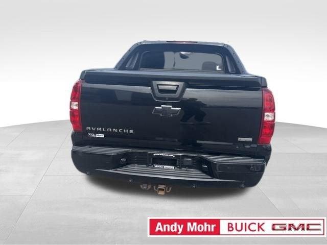 2010 Chevrolet Avalanche Vehicle Photo in Fishers, IN 46038