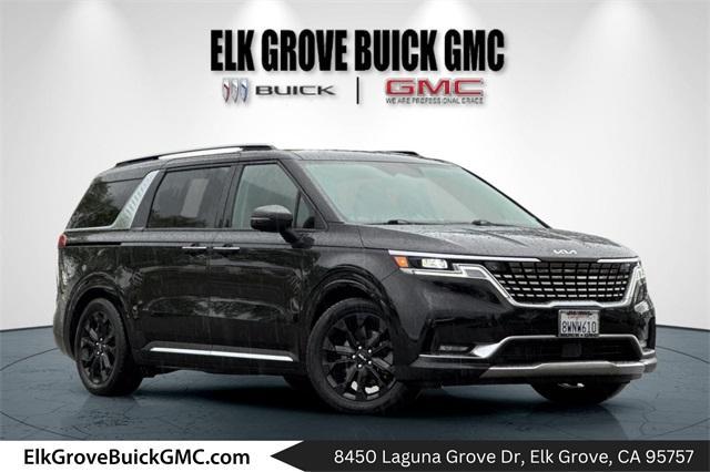2022 Kia Carnival Vehicle Photo in ELK GROVE, CA 95757-8703