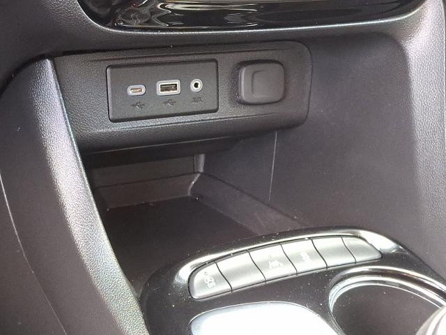 2022 Buick Encore GX Vehicle Photo in TREVOSE, PA 19053-4984