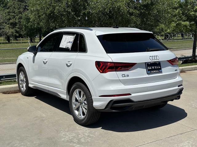 2025 Audi Q3 Vehicle Photo in HOUSTON, TX 77090