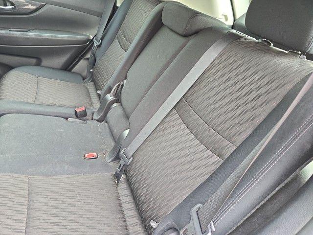2018 Nissan Rogue Vehicle Photo in Pleasant Hills, PA 15236