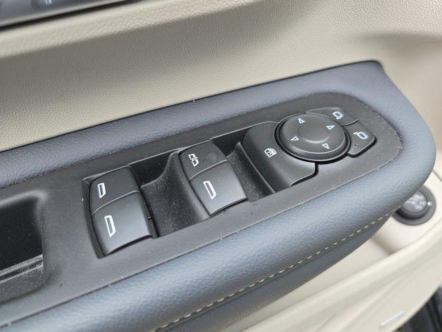 2022 GMC Terrain Vehicle Photo in Pleasant Hills, PA 15236